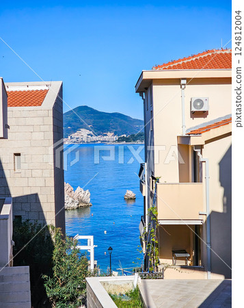 sea, beach, boats 124812004