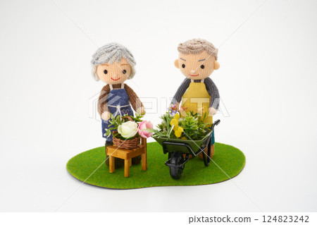 Amigurumi 娃娃：老年生活形象 124823242