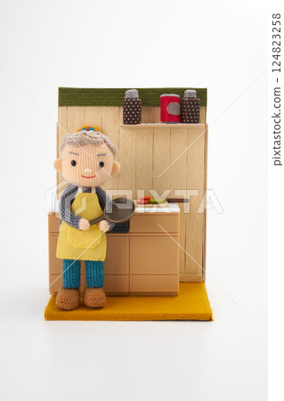 Amigurumi dolls: Senior life image 124823258