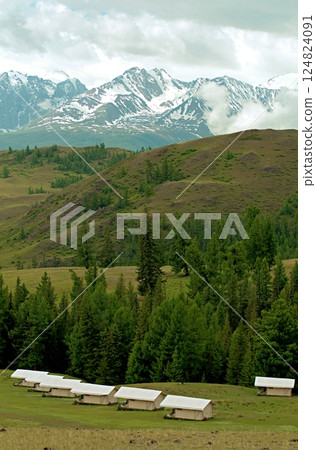 Camping in the Altai Mountains with mountains in the background 124824091