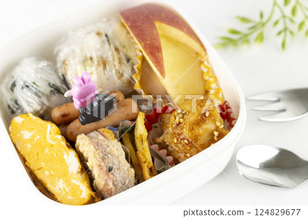 為小朋友自製午餐 124829677