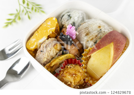 為小朋友自製午餐 124829678