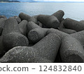 View of the ocean from the tetrapods 124832840