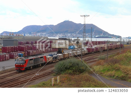 JR貨運函館貨運站遠景（北海道函館市港町） 124833050
