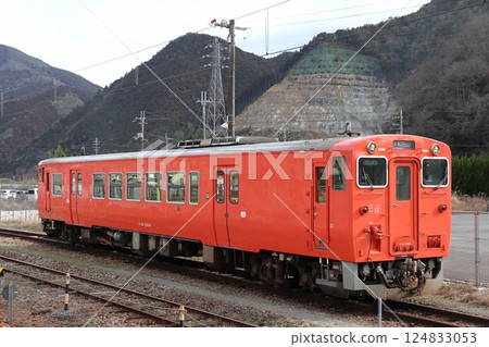 [J] Bantan Line Kiha 41 series (non-electrified section: Teramae ⇔ Wadayama) 124833053