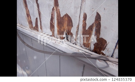 外牆塗料 124835370