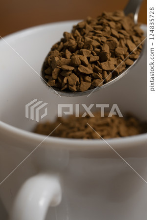 Instant coffee Coffee powder 124835728