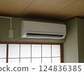 Air conditioner in a Japanese-style room 124836385