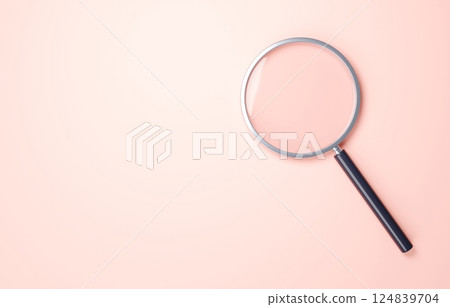 3D illustration_magnifying glass 3D illustration_magnifying glass 124839704