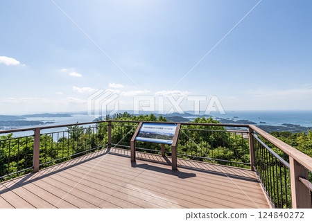 Sasebo City, Nagasaki Prefecture: View of the surrounding area from Yumiharidake Second Observatory Sasebo City, Nagasaki Prefecture: View of the surrounding area from Yumiharidake Second Observatory 124840272