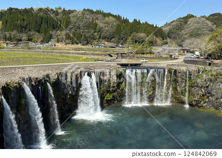 Waterfall of Hatassiri 124842069