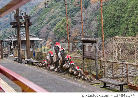 卡車火車站 124842174