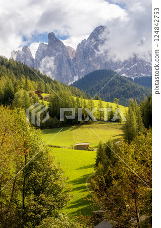 Geisler or Odle Dolomites Group, Alps, Italy 124842753