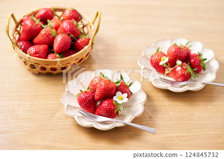 Strawberries on a dish 124845732