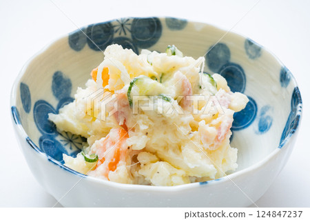 土豆沙拉 124847237