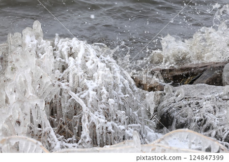 Lake Biwa and Spray Ice 124847399