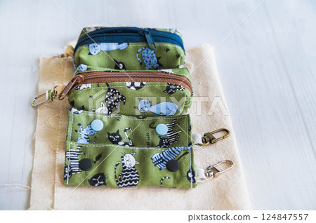 Slim Coin Pouch 124847557