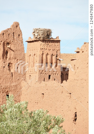 Morocco, Kasbah Road, fortified village, Ait Ben Haddou, Ksar, Stork's Nest Morocco, Kasbah Road, fortified village, Ait Ben Haddou, Ksar, Stork's Nest 124847980