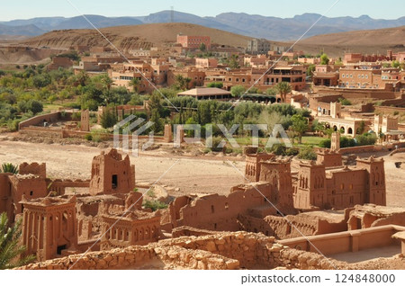 Morocco, Kasbah Road, fortified village, Ait Ben Haddou, Ksar Morocco, Kasbah Road, fortified village, Ait Ben Haddou, Ksar 124848000