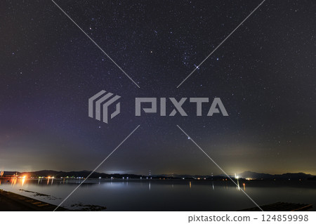 瀨戶內秋季星空：獵戶座升起和冬季大三角 124859998