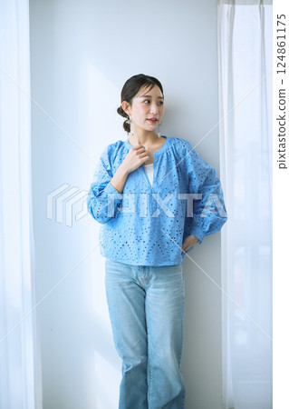 女人的肖像 女人的肖像 124861175