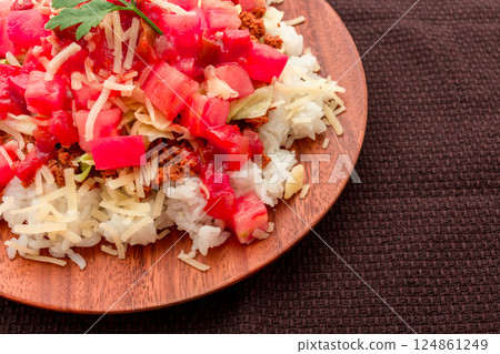 炸玉米餅米飯沖繩料理 炸玉米餅米飯沖繩料理 124861249