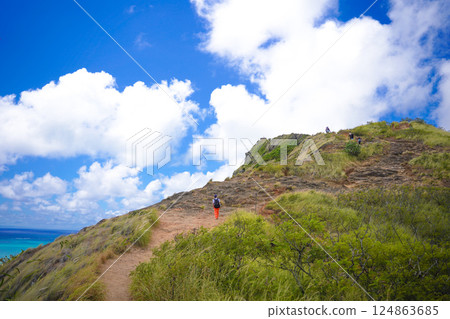 Hawaii Lanikai Pillbox Hike 124863685