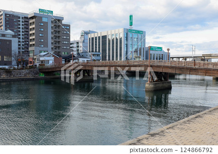 福岡縣北九州市小倉的常盤橋 124866792