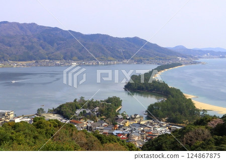 Amanohashidate (one of Japan's Three Most Scenic Spots, Miyazu City) 124867875