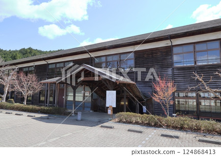 [Nara Maple Village Hirara (former Uda Elementary School) / Uda City, Nara Prefecture] 124868413