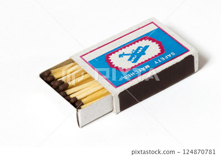 Wooden box of matches 124870781