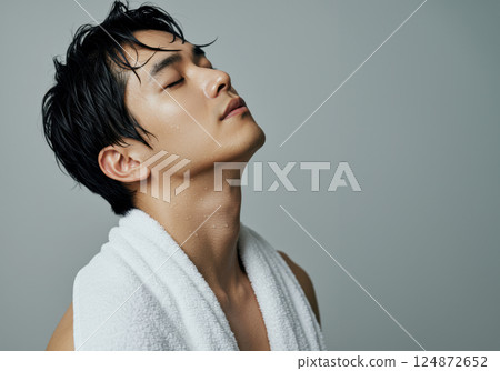 A young Japanese man with a clean and natural look and a cool, relaxed look (AI-generated image) 124872652