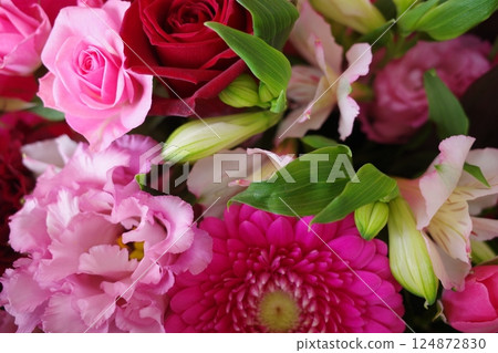 Close-up of a pink bouquet 124872830