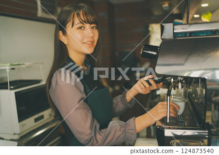 咖啡館 咖啡廳 cafe 124873540
