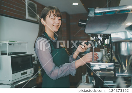 咖啡館 咖啡廳 cafe 124873562