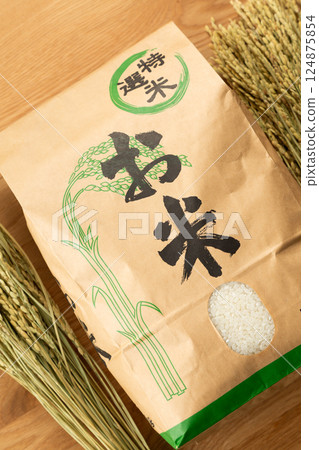 米袋裡的米 米袋裡的米 124875854