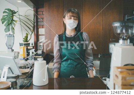 female, lady, woman 124877412
