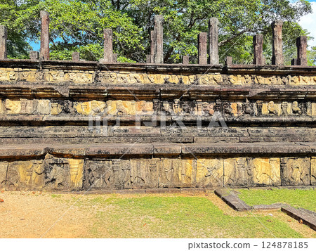 Cabinet Hall at Polonnaruwa, relief carved on the side, World Heritage Site Cabinet Hall at Polonnaruwa, relief carved on the side, World Heritage Site 124878185