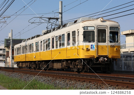 Takamatsu-Kotohira Electric Railroad Kotohira Line 1080 Series 1081 x 1082 Regular Trains bound for Kotoden-Kotohira 124886258