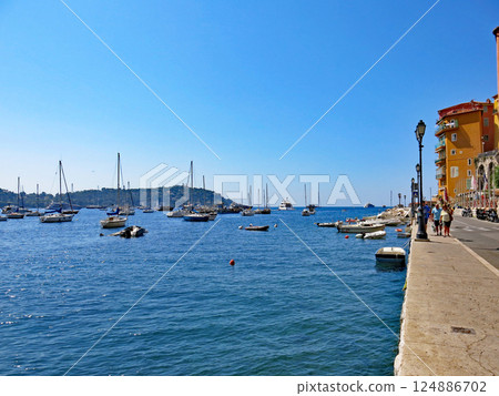 Beautiful sea in the south of France, Villefranche-sur-Mer, Cote d'Azur, France 124886702