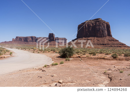 Monument Valley America 124894268