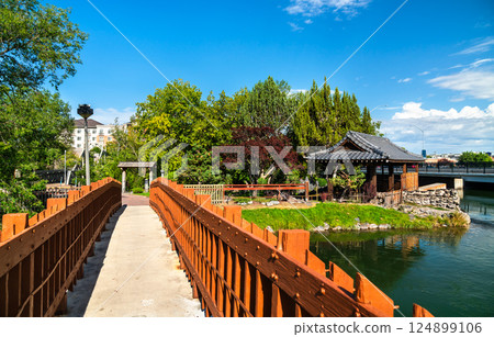 Japanese Friendship Garden in Idaho Falls, Idaho, United States Japanese Friendship Garden in Idaho Falls, Idaho, United States 124899106