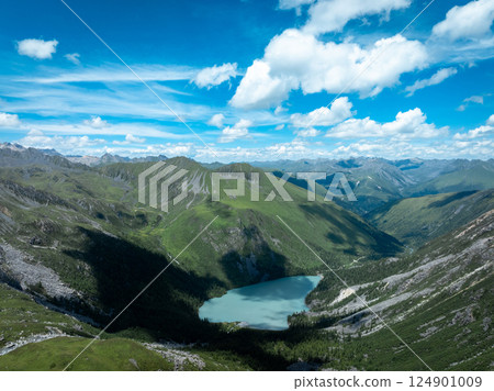 Aerial view of beautiful high altitude mountain and lake landscape 124901009