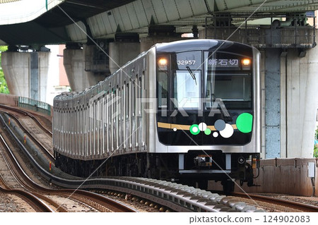 [大阪地鐵] 30000A系列（中央線：九站） 124902083