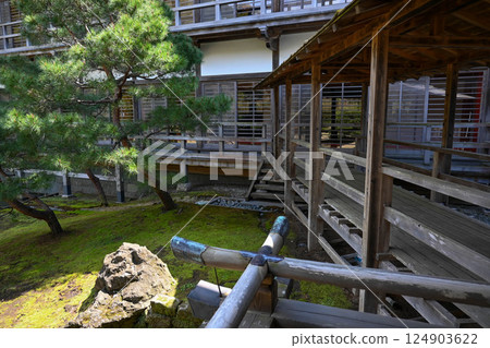 Kamakura Kenchoji Temple Architectural Beauty 124903622
