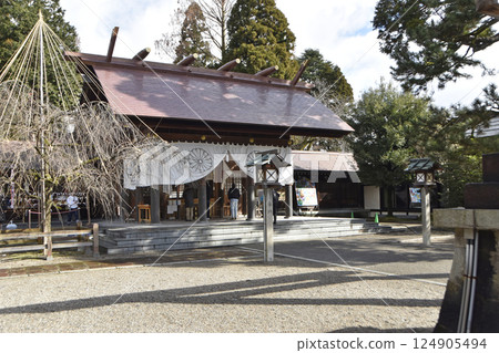 射水神社（富山縣高岡市） 124905494