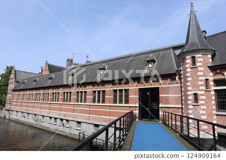 Tourist information in Ghent, Belgium 124909164