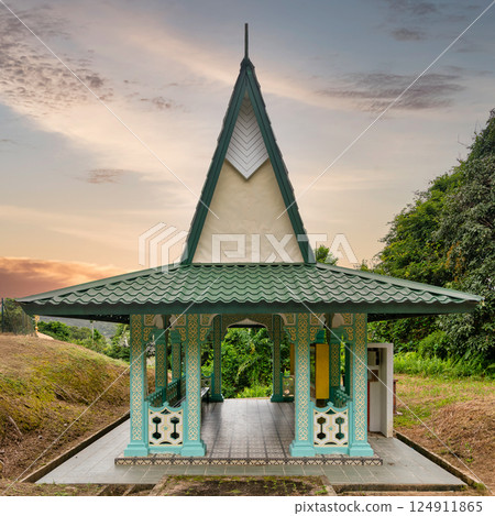 Mausoleum of Sultan Bolkiah entrance showcases intricate design in Bandar Seri Begawan, Brunei Darussalam Mausoleum of Sultan Bolkiah entrance showcases intricate design in Bandar Seri Begawan, Brunei Darussalam 124911865