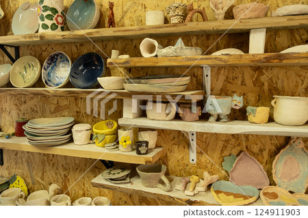 Do-it-yourself clay pottery, various unusual shapes and textures 124911903