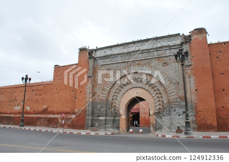 摩洛哥、馬拉喀什、麥地那、舊城區、巴布阿格努 124912336